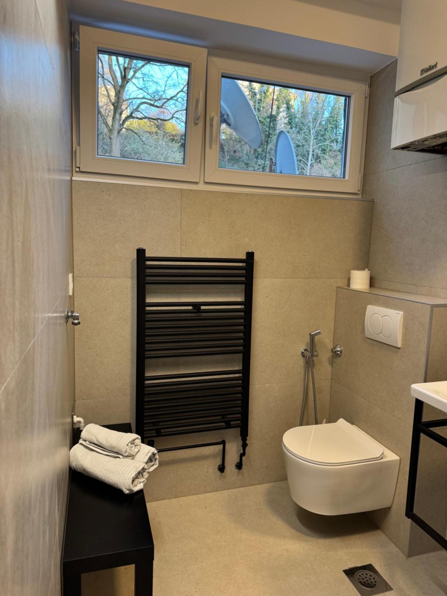 Studio Apartman Thalia 萨格勒布 外观 照片