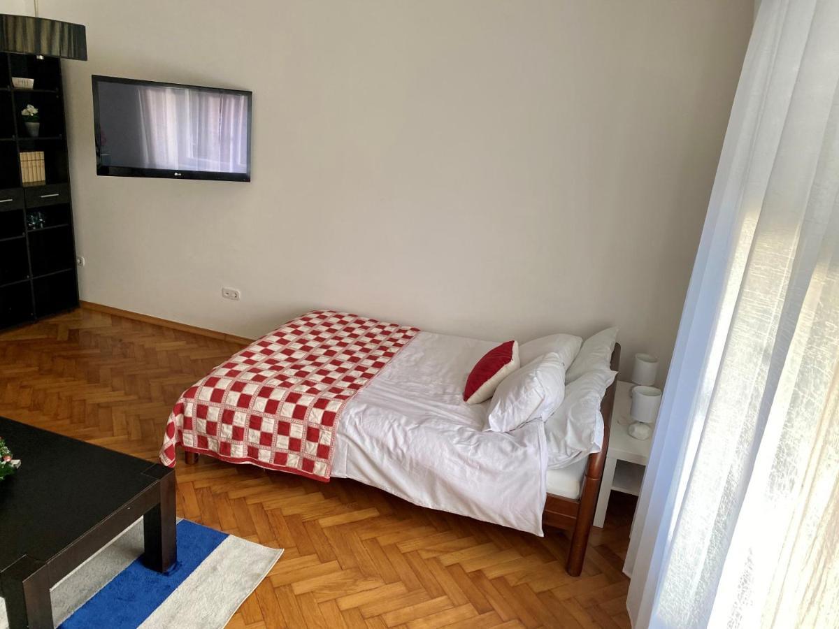 Studio Apartman Thalia 萨格勒布 外观 照片