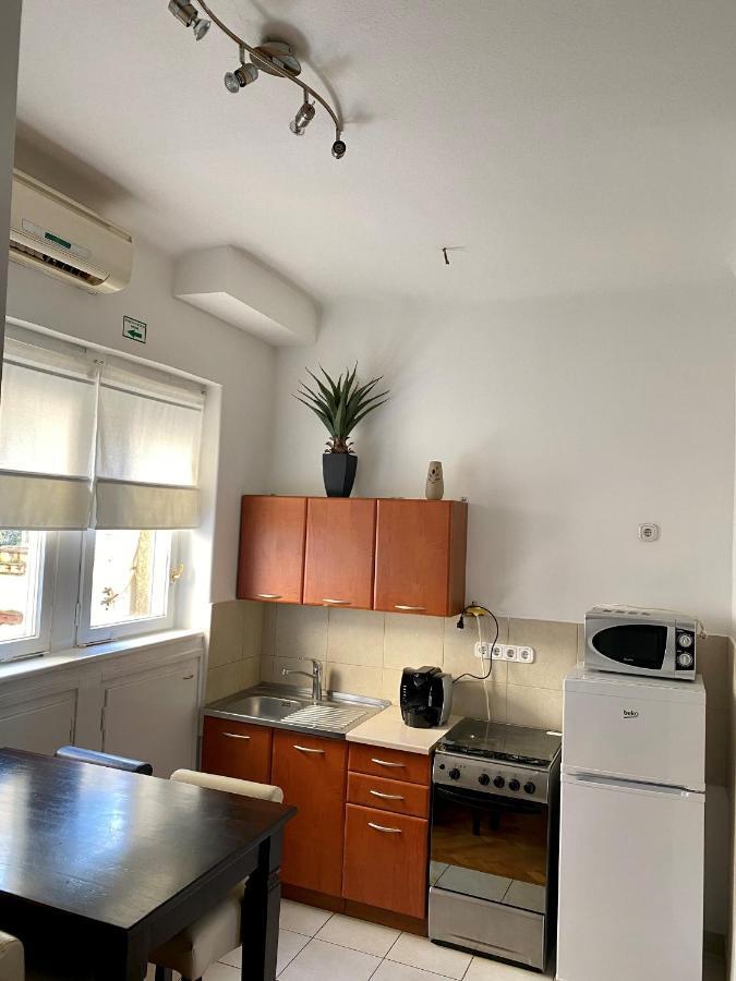 Studio Apartman Thalia 萨格勒布 外观 照片